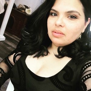 Meet your Posher, Lorena